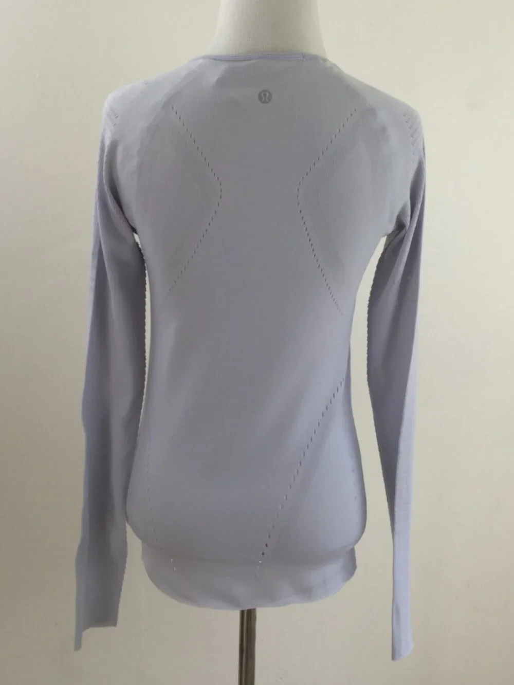 Lululemon Pale Lavender Long Sleeve Top s
